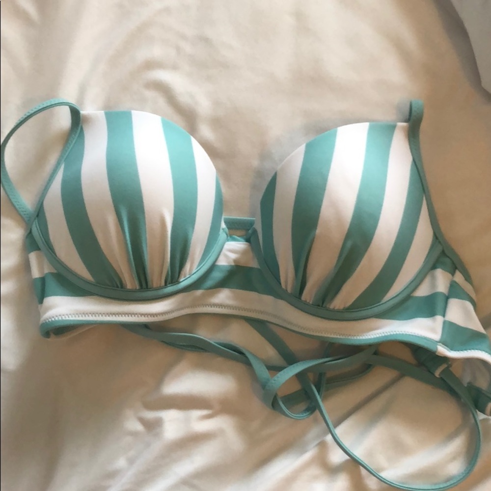 ⚡️Cute underwire bikini from shade and shore